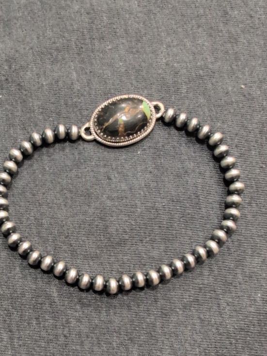 Jewelry - Silver Desert Pearl Beaded Bracelet with Black Jack  Oval Stone Accent